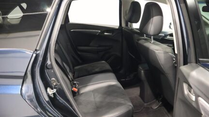 2015 Honda Shuttle Hybrid Z image 331341