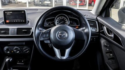 2014 Mazda Axela Low KMS! 15 S Push start, I stop image 331557