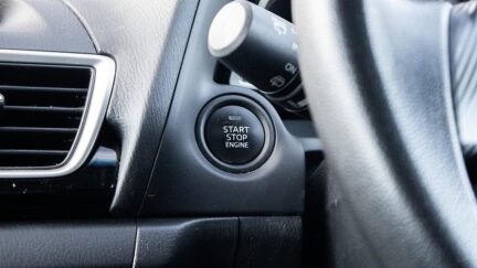 2014 Mazda Axela Low KMS! 15 S Push start, I stop image 331556