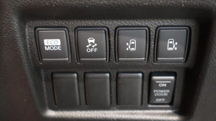 2013 Nissan Elgrand image 330859