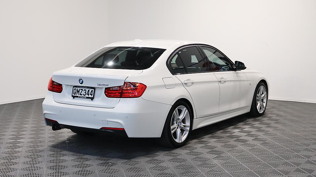 2013 Bmw 320i image 335022