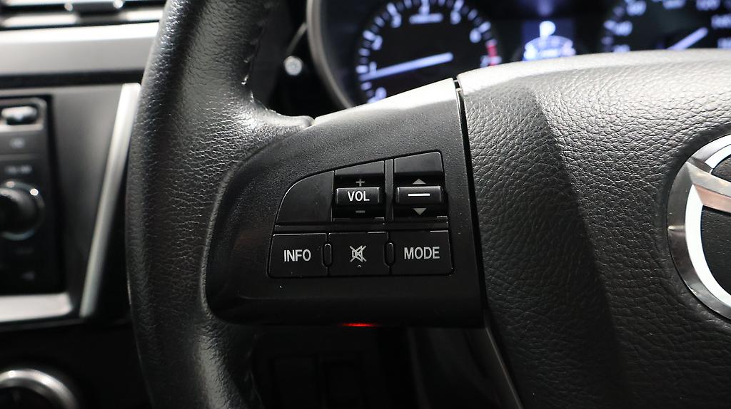 2013 Mazda Premacy 20S Skyactiv image 331674