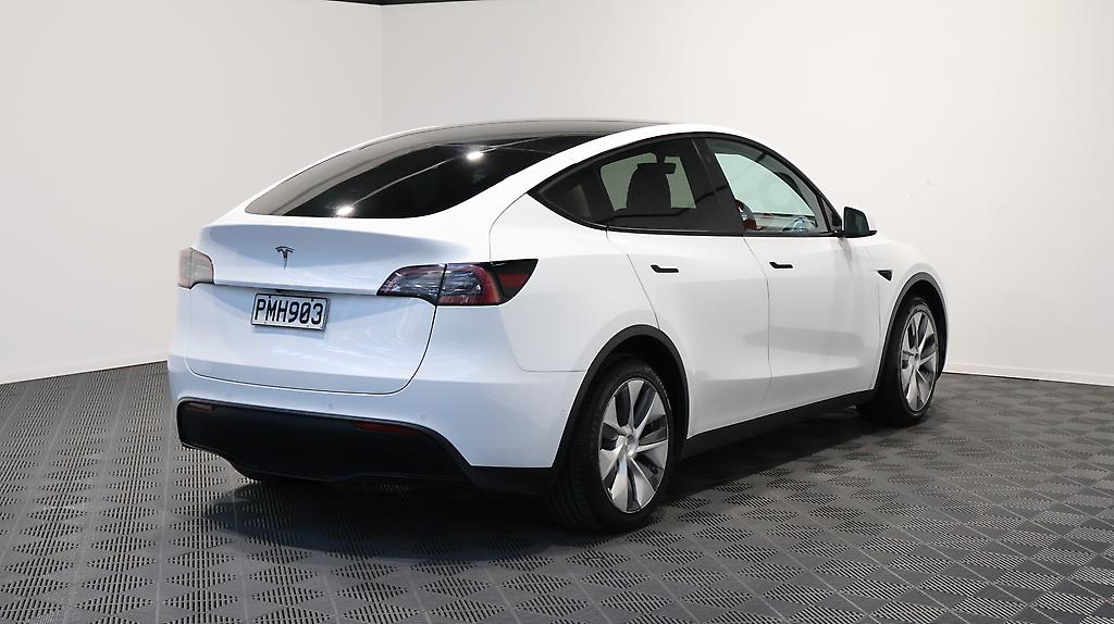 2022 Tesla Model Y REAR WHEEL DRIVE 60K image 333927