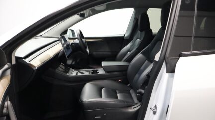 2022 Tesla Model Y REAR WHEEL DRIVE 60K image 333907
