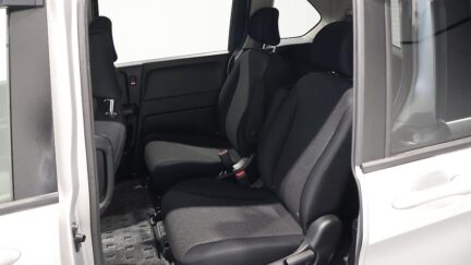 2013 Honda Freed Hybrid image 331593
