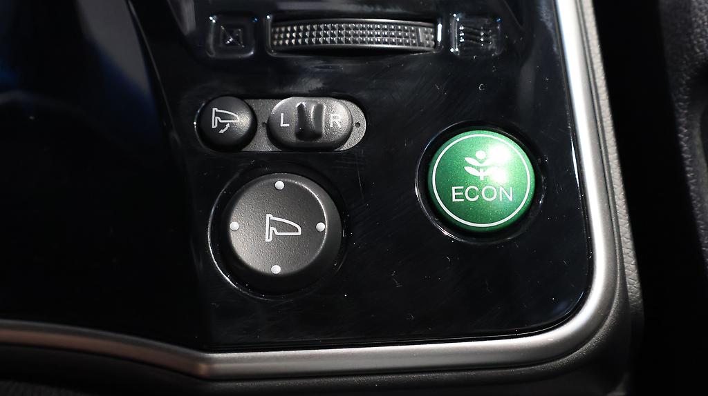 2014 Honda Grace Hybrid LX image 334123