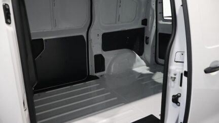 2023 Peugeot Expert MWB 2.0DT/8AT image 335070