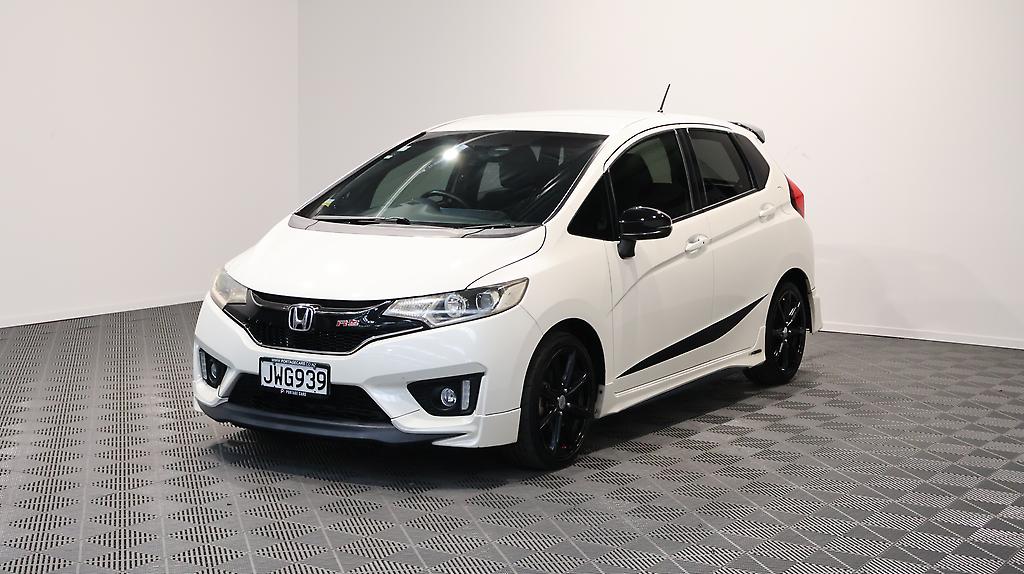 2016 Honda Jazz RS 1.5P/6MT/HA/5DR/5 image 331700