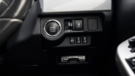 2015 Subaru Levorg 1.6I EYESIGHT ,HEATED SEATS image 333958