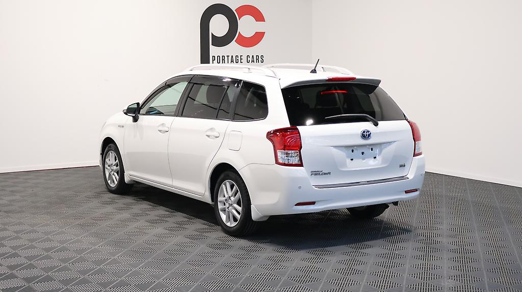 2014 Toyota Corolla Hybrid Fielder image 332991