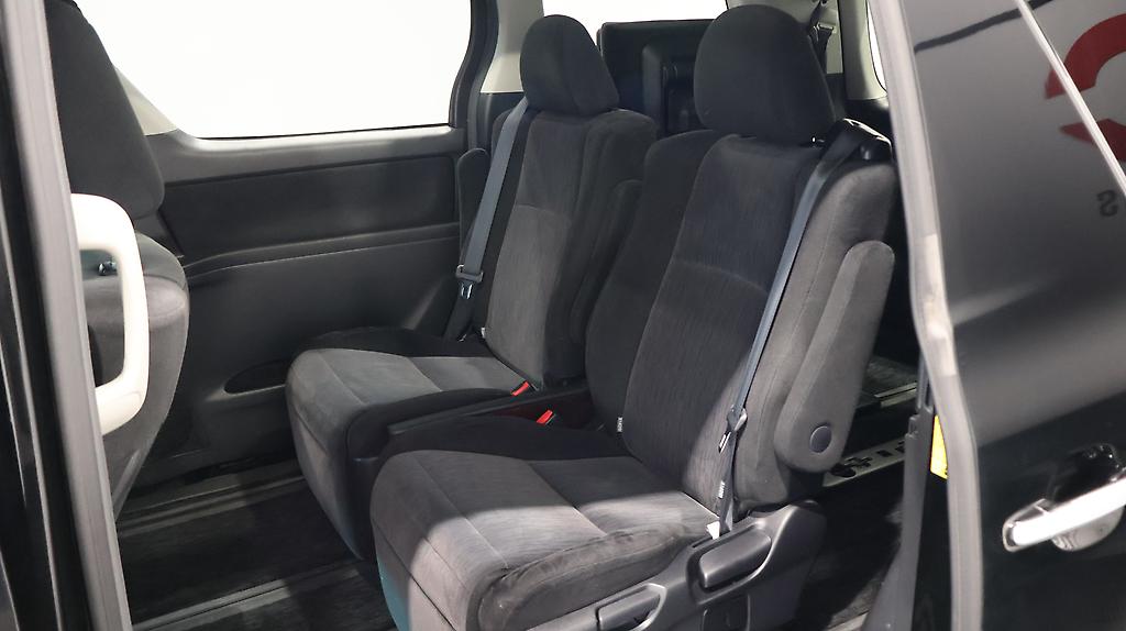 2013 Toyota Vellfire 2.4Z image 335526