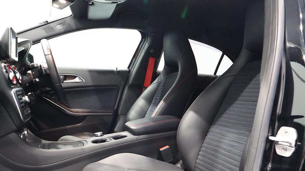 2014 Mercedes-benz A 250 Sports  AMG Low KMS image 331976