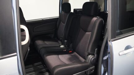 2013 Nissan Serena image 335791