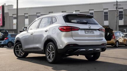 2022 Mg Hs 2.0PT/4WD/6AT Essence NZ New Low kms image 331511