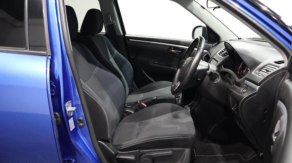 2015 Suzuki Swift RS 5 Speed Manual image 332037