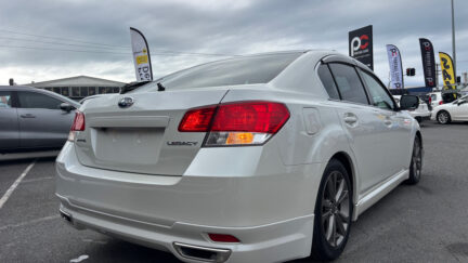 2013 Subaru Legacy B4 2.5i B Sports Eyesight G Package image 332632