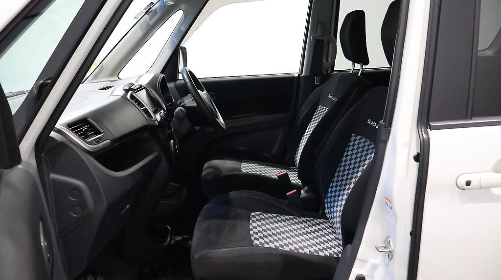 2015 Suzuki Solio Black ＆ White image 335878