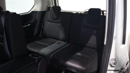 2016 Nissan Serena Hybrid Highway Star Pro-Pilot Edition image 331990