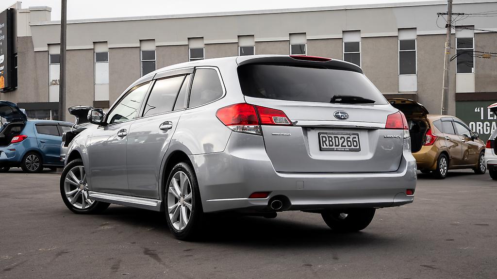 2013 Subaru Legacy TOURING WAGON Leather PKG image 331464