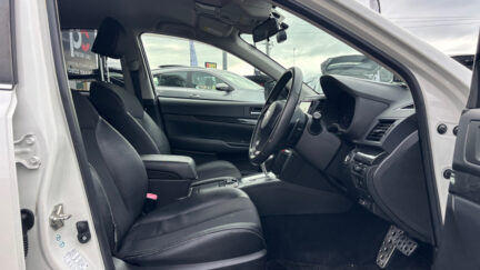 2013 Subaru Legacy B4 2.5i B Sports Eyesight G Package image 332634