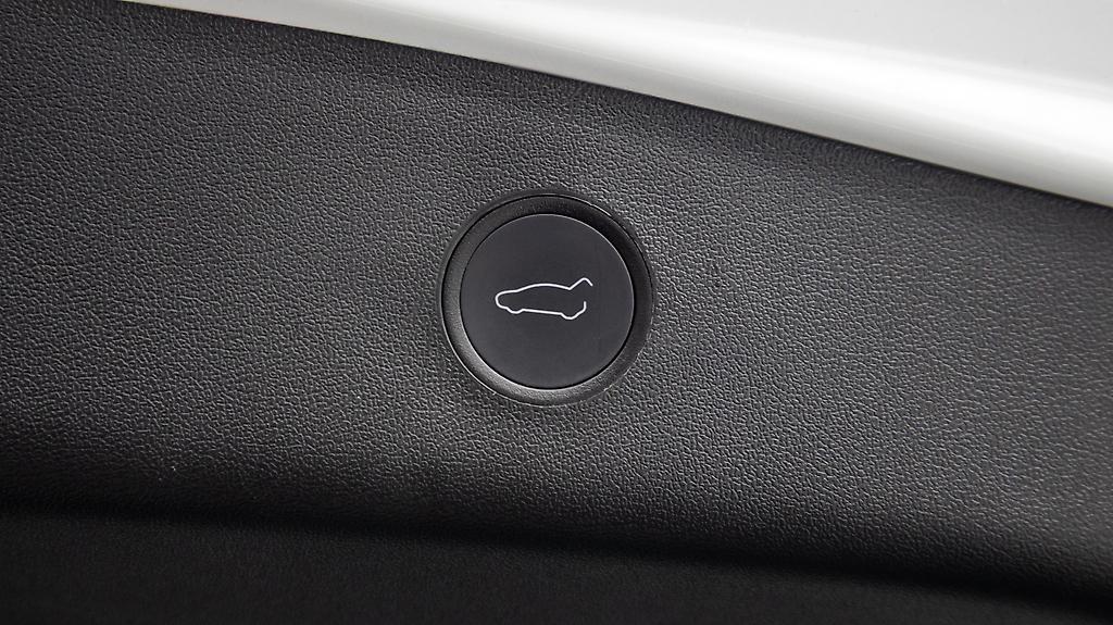 2022 Tesla Model 3 60K NZ NEW AVAILABLE NOW ! image 334313