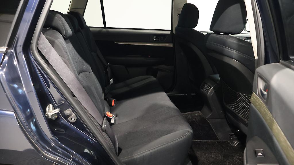 2012 Subaru Outback 2.5i Eyesight AWD with cruise image 335273