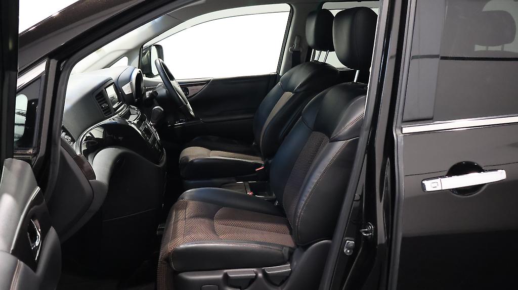 2013 Nissan Elgrand image 330848