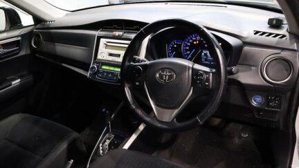 2014 Toyota Corolla Hybrid Fielder image 330875