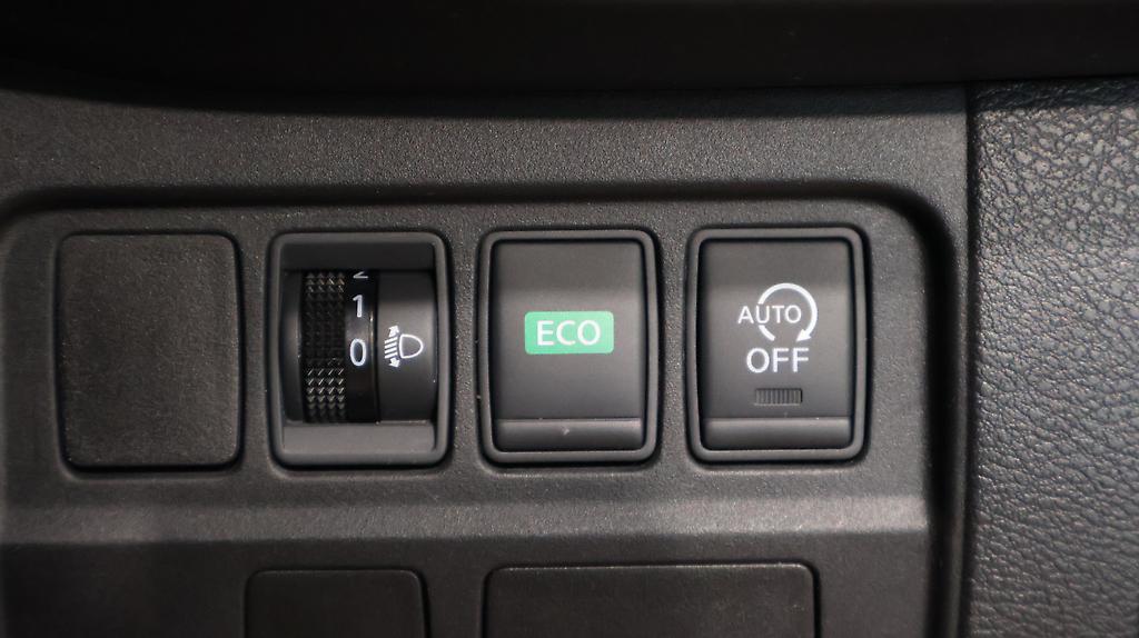 2016 Nissan Serena Hybrid Highway Star image 332301