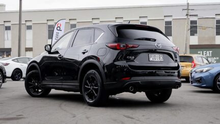 2023 Mazda Cx-5 GSX PTR 2.5P/4WD/6AT NZ NEW,TINTS image 334533