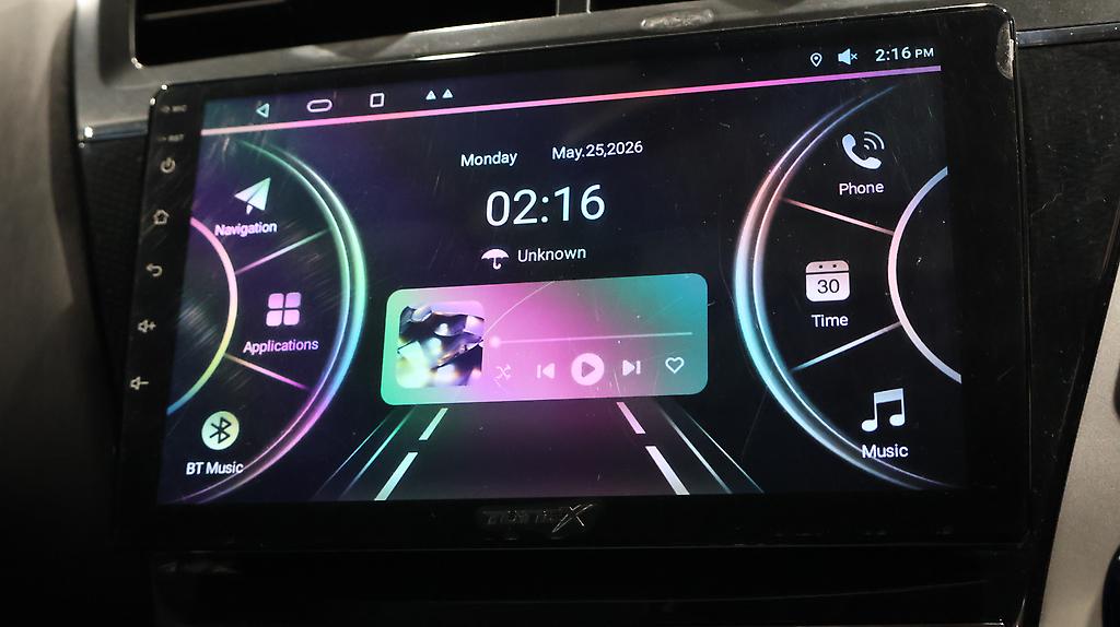2018 Toyota Prius ALPHA image 335727