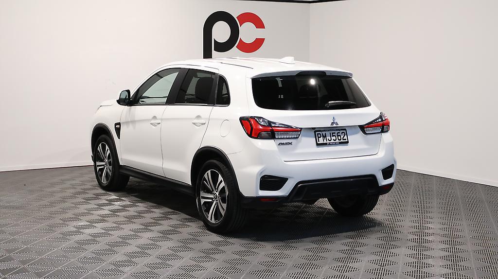 2022 Mitsubishi Asx LS 2.0P/CVT image 335000