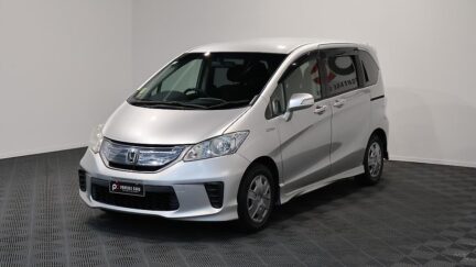 2013 Honda Freed Hybrid image 331587
