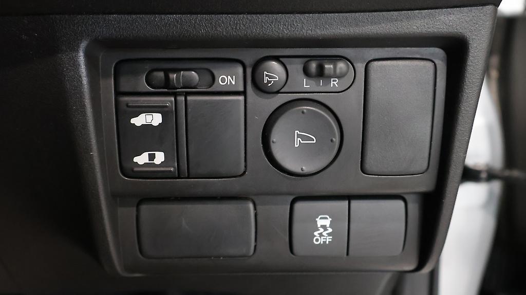 2013 Honda Freed Hybrid image 331603