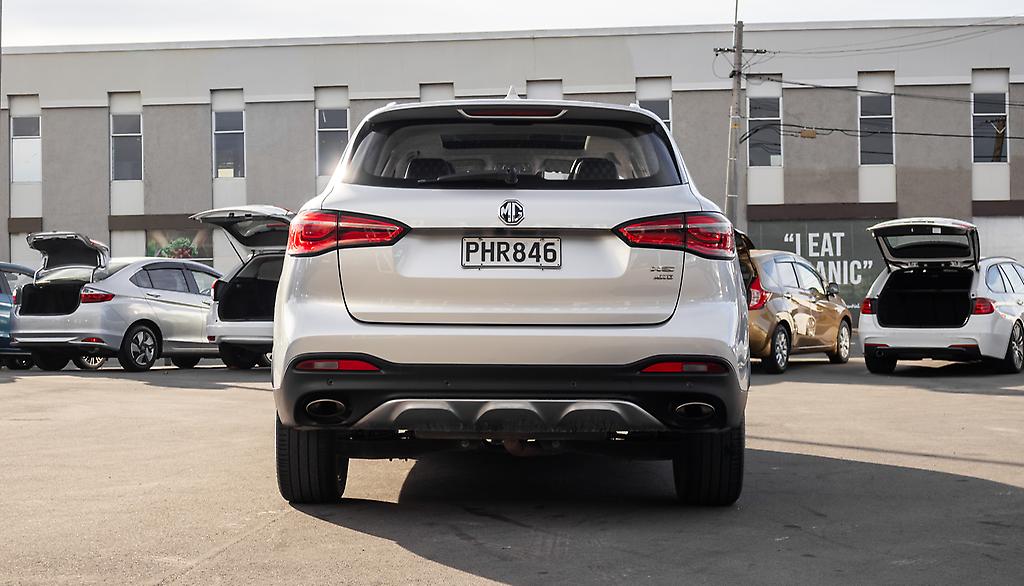 2022 Mg Hs 2.0PT/4WD/6AT Essence NZ New Low kms image 331510