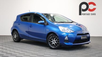 2012 Toyota Aqua S model with Alloys Push Start & Reverse Camera image 335998