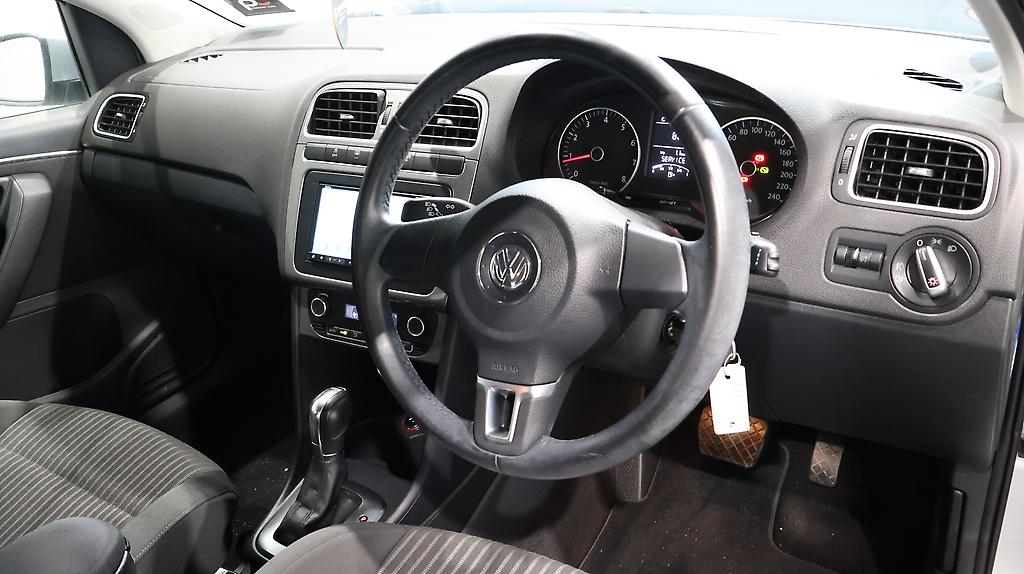 2012 Volkswagen Polo TSI Highline Low KMS image 335171