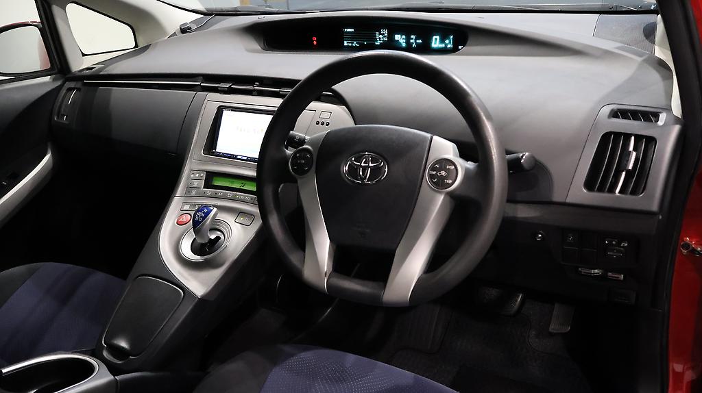 2012 Toyota Prius S Model ** Push Start with Alloys image 333251
