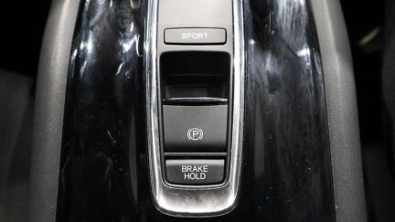 2015 Honda Vezel Hybrid X image 331692