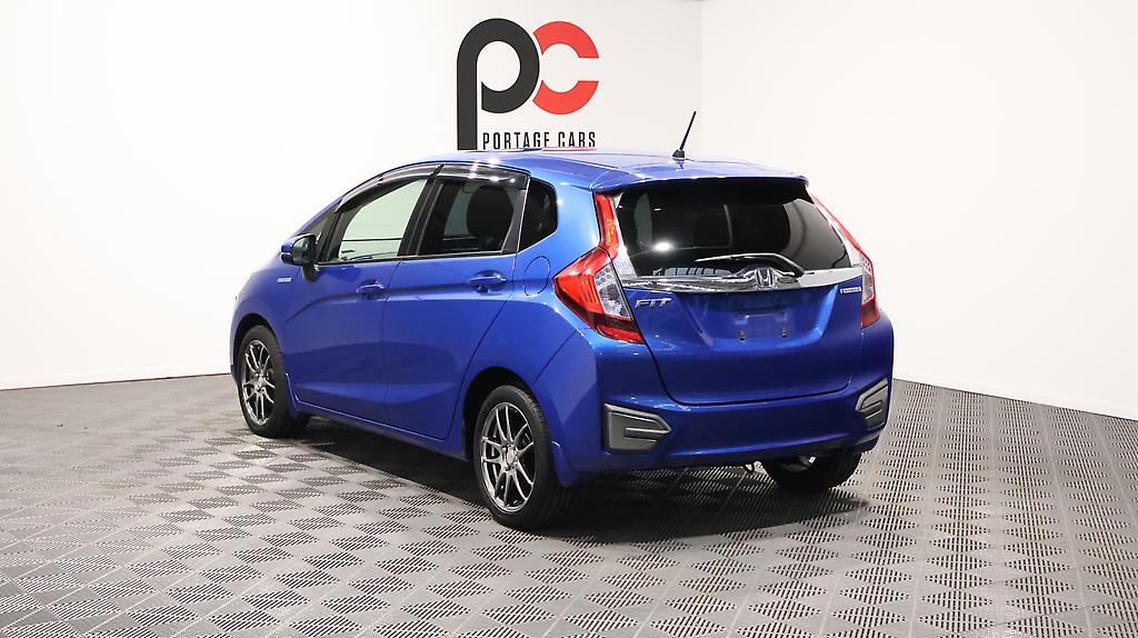 2014 Honda Fit Hybrid L-Package image 330888