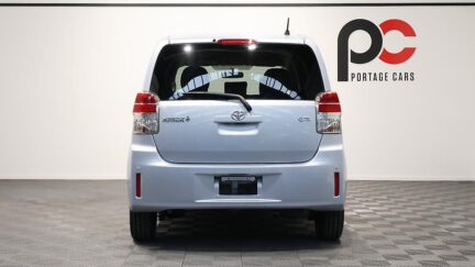 2013 Toyota Spade F Model image 336025