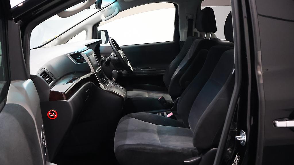 2013 Toyota Vellfire 2.4Z image 335525
