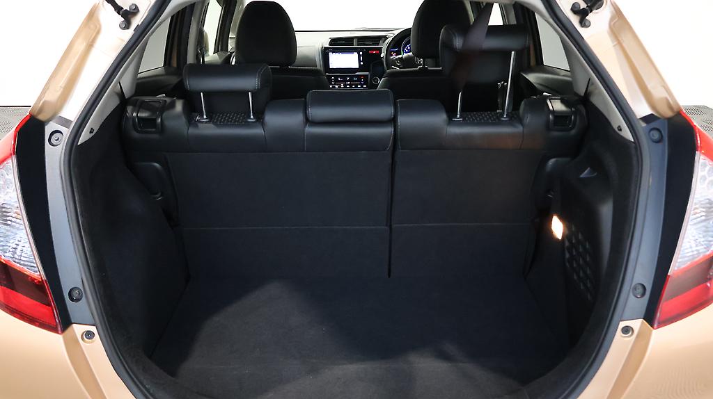 2014 Honda Fit Hybrid image 330959