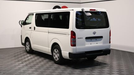 2022 Toyota Hiace DX + Toyota Safety Sense image 332896