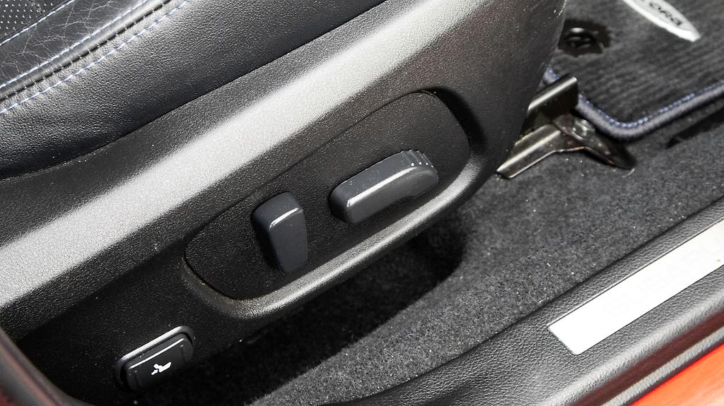 2015 Subaru Levorg 1.6I EYESIGHT ,HEATED SEATS image 333953