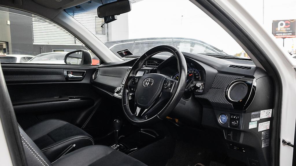 2014 Toyota Corolla WXB Push start, Half leather trim image 331732