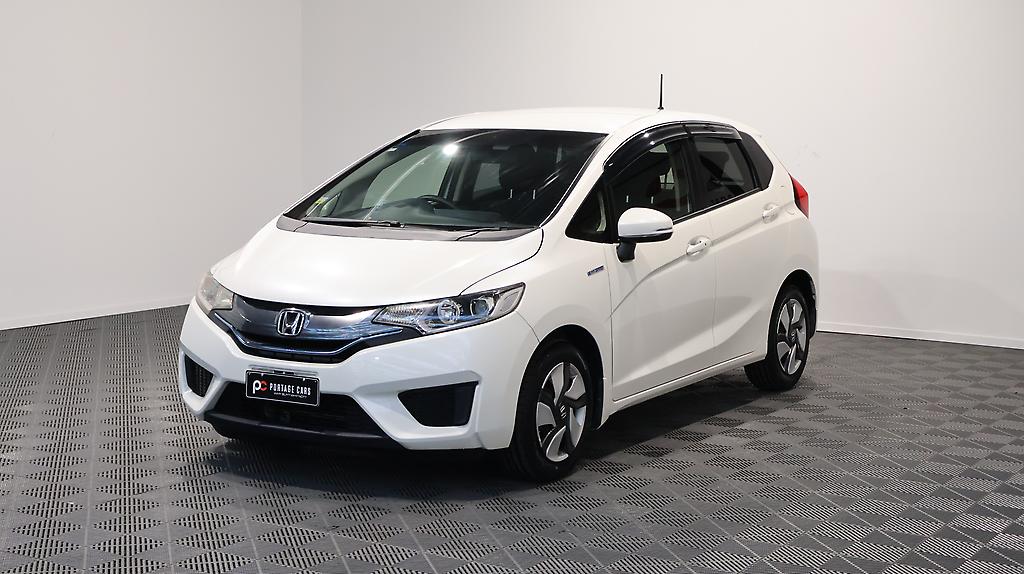 2014 Honda Fit Hybrid L Package image 335956