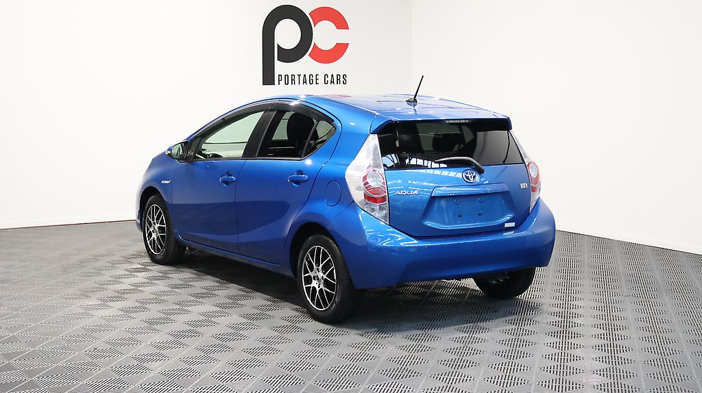 2012 Toyota Aqua S model with Alloys Push Start & Reverse Camera image 336001