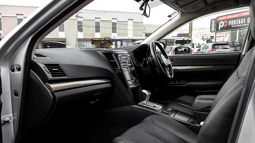 2013 Subaru Legacy TOURING WAGON Leather PKG image 331478