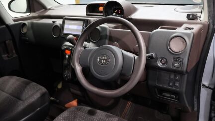 2013 Toyota Spade F Model image 336032